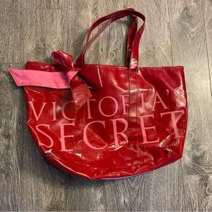 Victoria’s Secret tote bag
